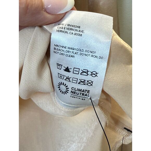 Reformation Women's Size XS Tan Ian Top V-Neck Long Sleeve NWT - Picture 9 of 9